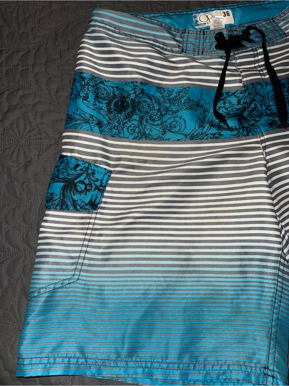 Vintage Y2k Ocean Pacific Men's Graphic Board Shorts Size 36 Blue Swim Trunks